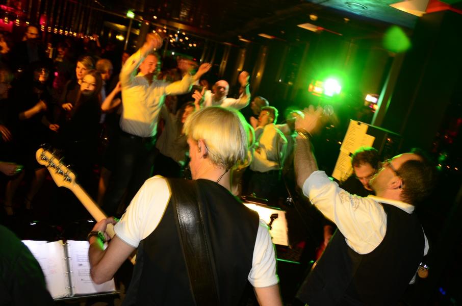 strangers rock Berlin