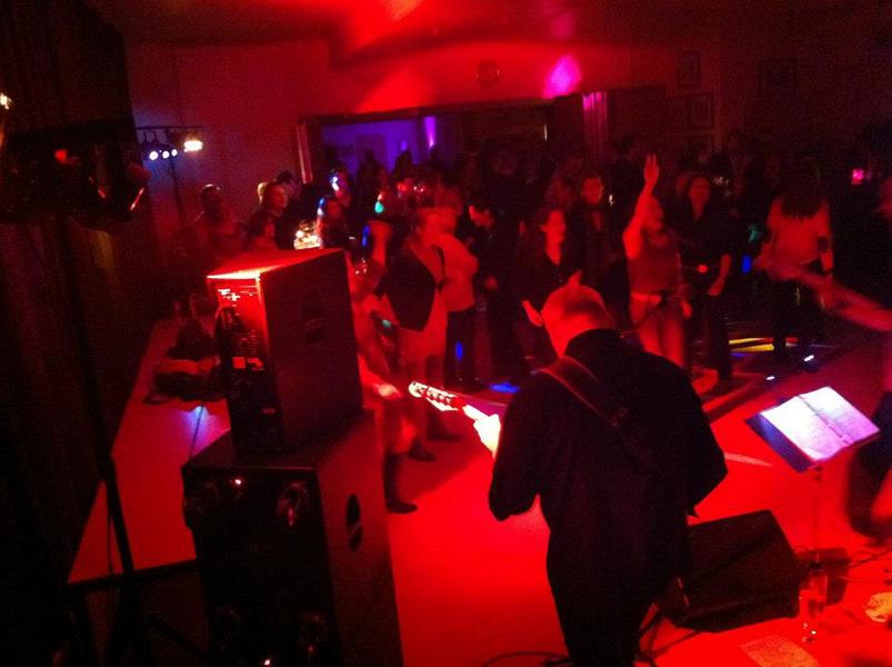 Stragners in a strange land - Piet live in action