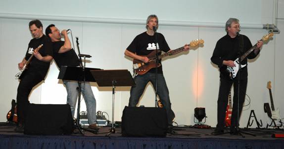 stragners in a strange land live im Elysee Hotel Hamburg